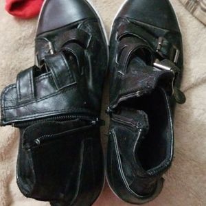 Black lace up wedge h